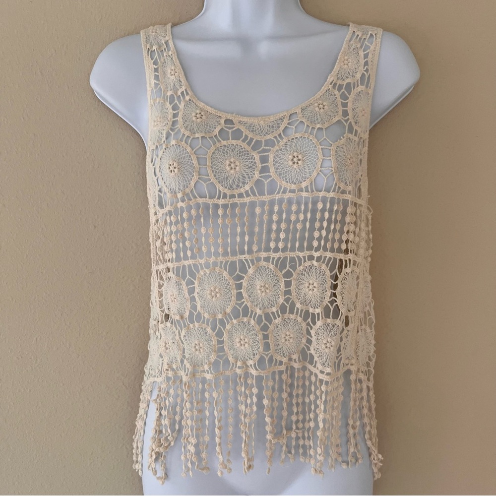 No Boundaries Crochet Tank Top Medium Cream Fringe Boho Festival Coastal Grandma
